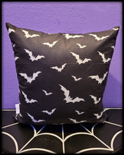Load image into Gallery viewer, 18&quot; B&amp;W Bats Throw Pillow