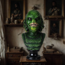 Load image into Gallery viewer, 14.75&quot; Creature Bust