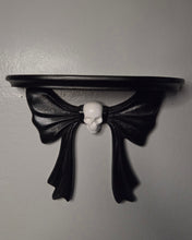 Load image into Gallery viewer, Skull Bow Shelf