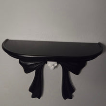 Load image into Gallery viewer, Skull Bow Shelf